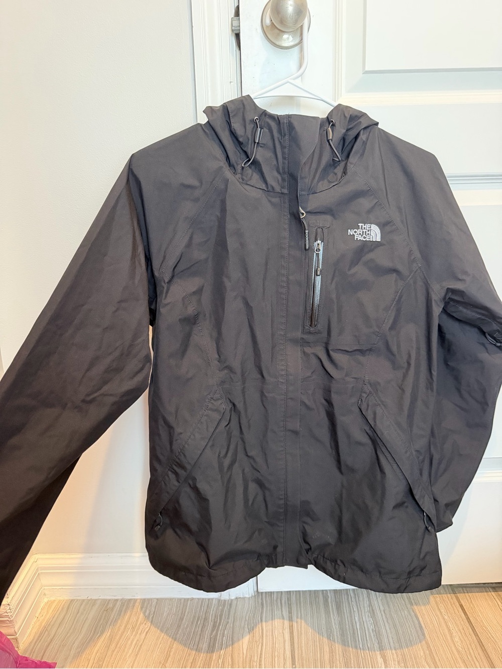 The North Face unisex’s Black Waterproof Hooded Jacket